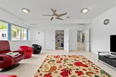 5045 SW 67th Avenue South Miami FL 33155