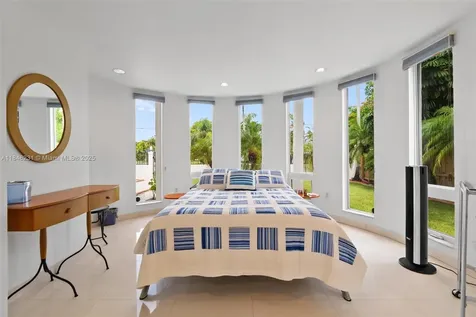 5045 SW 67th Avenue South Miami FL 33155