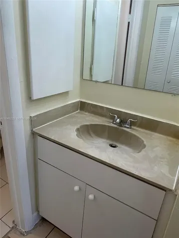 1325 W 68th Street Hialeah FL 33014