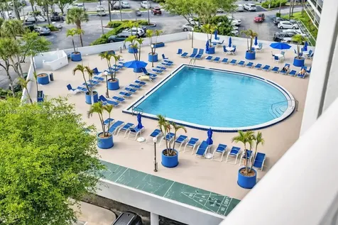 3701 N Country Club Drive Aventura FL 33180