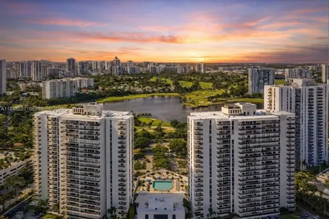 3701 N Country Club Drive Aventura FL 33180