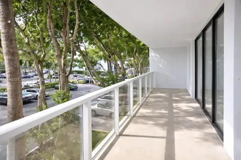 3701 N Country Club Drive Aventura FL 33180