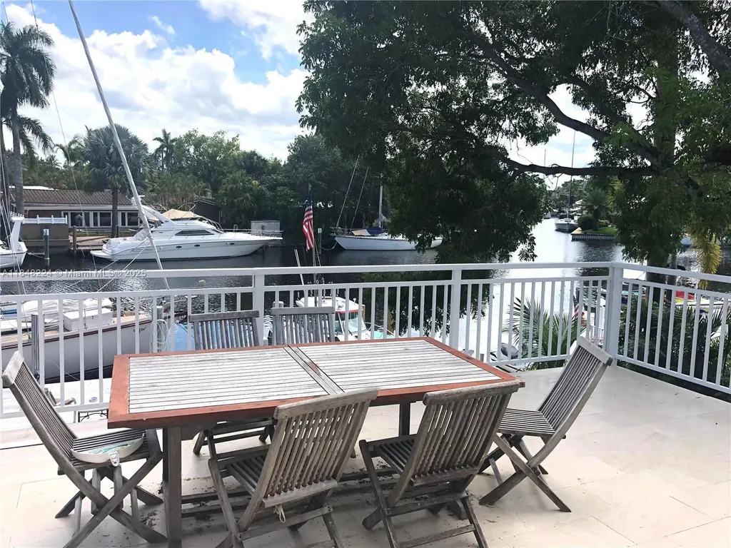 1524 Argyle Drive Fort Lauderdale FL 33312