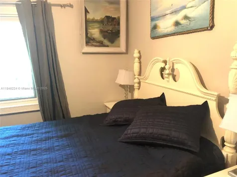 1524 Argyle Drive Fort Lauderdale FL 33312