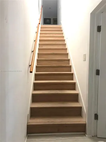 1524 Argyle Drive Fort Lauderdale FL 33312