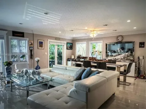 1524 Argyle Drive Fort Lauderdale FL 33312