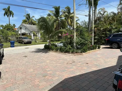 1524 Argyle Drive Fort Lauderdale FL 33312