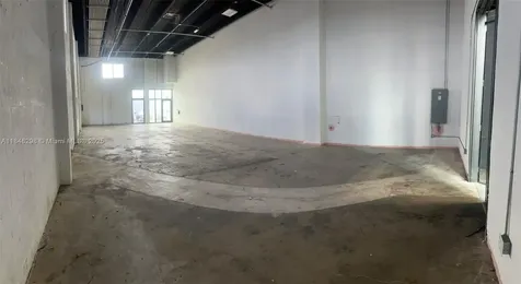 2300 W 8th Avenue Hialeah FL 33010