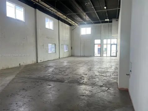 2300 W 8th Avenue Hialeah FL 33010