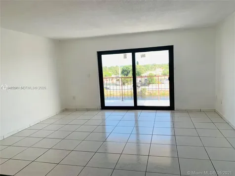 1325 W 68th Street Hialeah FL 33014
