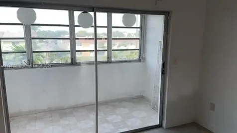 1850 NE 169th Street North Miami Beach FL 33162