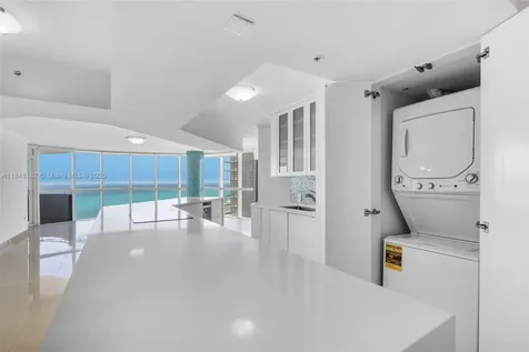6301 Collins Avenue Miami Beach FL 33141