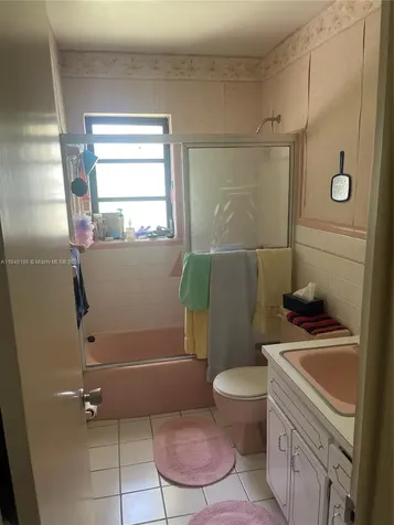 2730 NE 8th Street Pompano Beach FL 33062