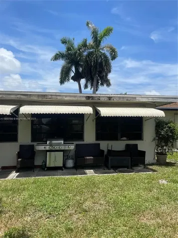 2730 NE 8th Street Pompano Beach FL 33062