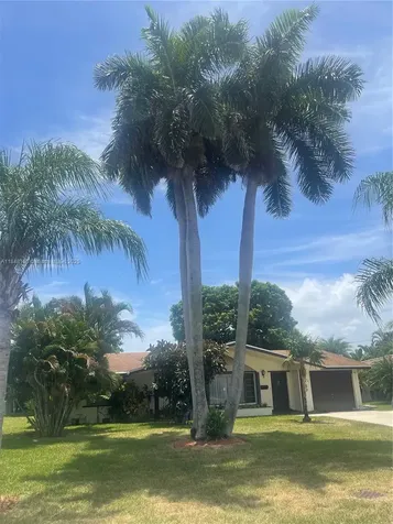 2730 NE 8th Street Pompano Beach FL 33062