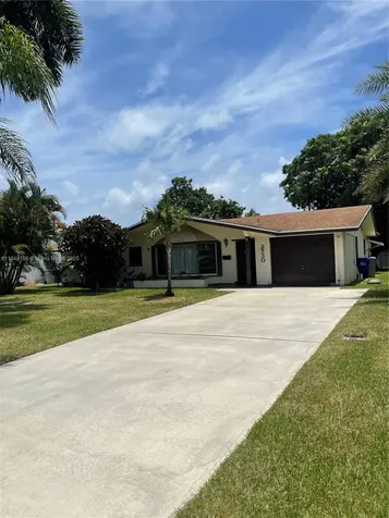 2730 NE 8th Street Pompano Beach FL 33062