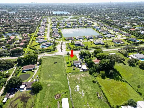 1921 SW 112th Avenue Davie FL 33325