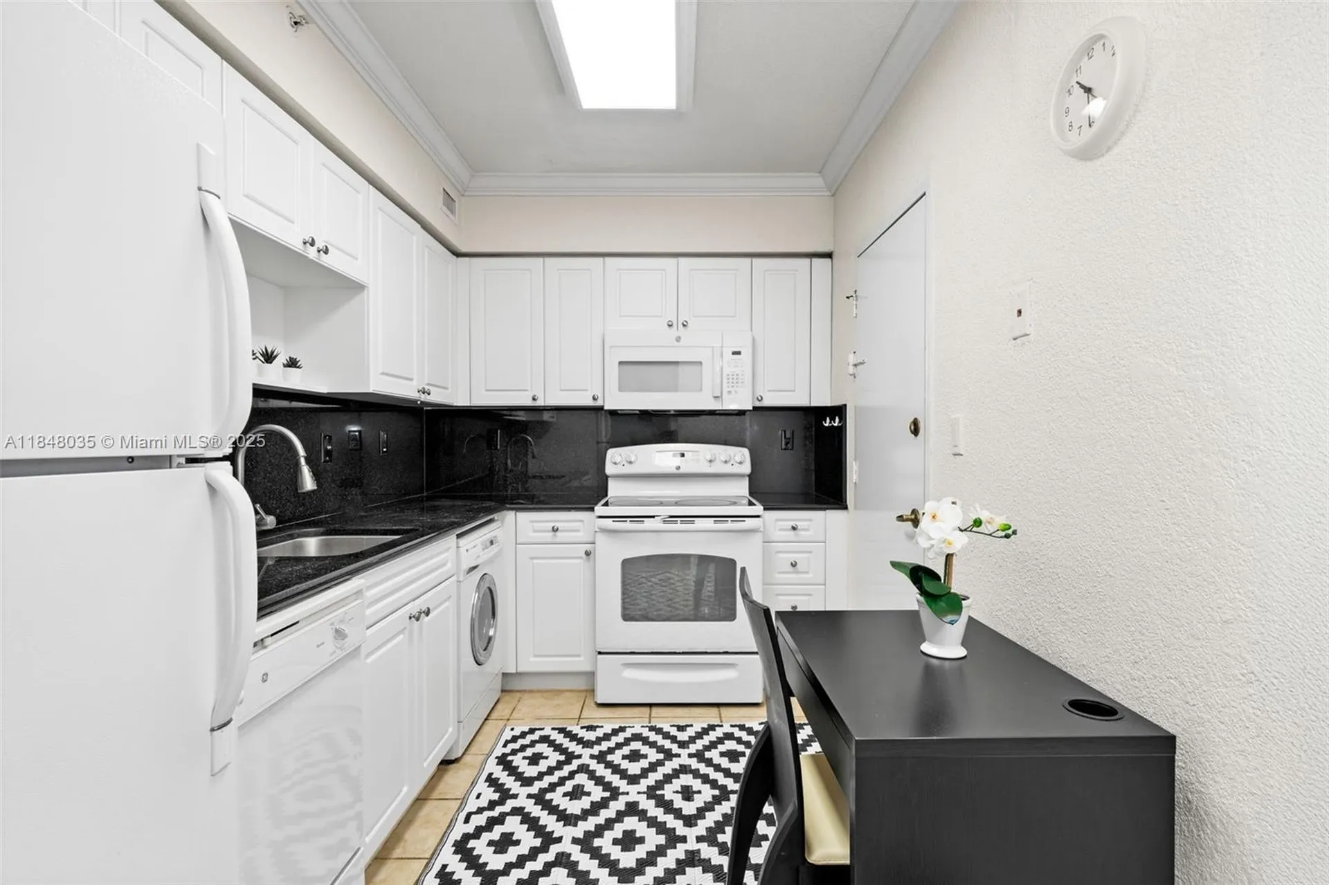 2501 S Ocean Dr (AVAIL 04/01/2026) Hollywood FL 33019