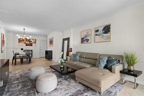2501 S Ocean Drive (AVAIL 04/01/2026) Hollywood FL 33019