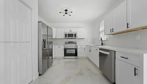1070 NE 42nd Avenue Homestead FL 33033