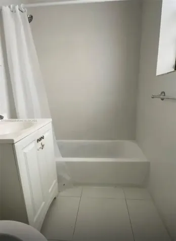 1611 Pennsylvania Miami Beach FL 33139