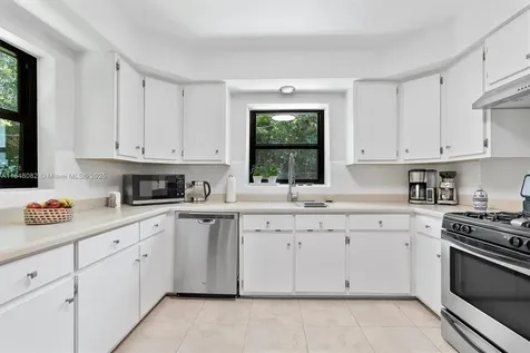 10551 NE 3rd Avenue Miami Shores FL 33138
