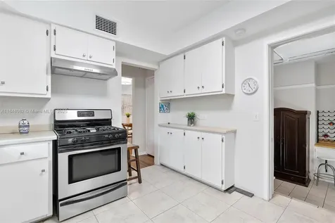 10551 NE 3rd Avenue Miami Shores FL 33138