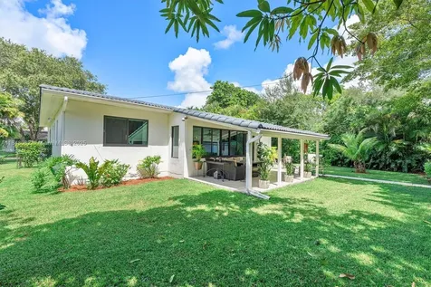 10551 NE 3rd Avenue Miami Shores FL 33138