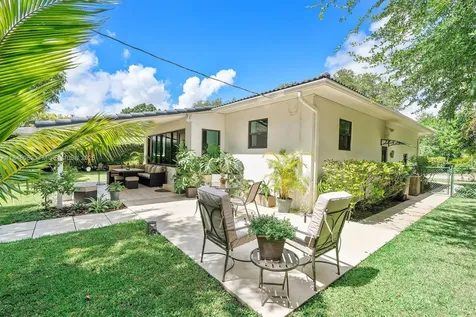 10551 NE 3rd Avenue Miami Shores FL 33138