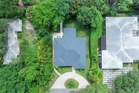 10551 NE 3rd Avenue Miami Shores FL 33138