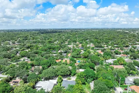 10551 NE 3rd Avenue Miami Shores FL 33138