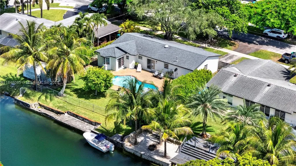9811 SW 195th Street Cutler Bay FL 33157