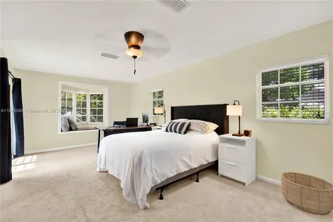 9811 SW 195th Street Cutler Bay FL 33157