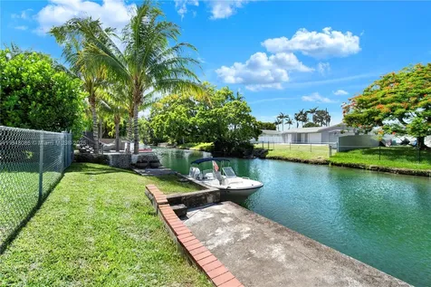 9811 SW 195th Street Cutler Bay FL 33157
