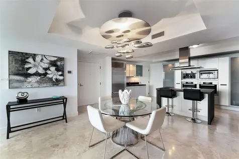 18201 Collins Avenue Sunny Isles Beach FL 33160