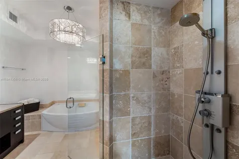 18201 Collins Avenue Sunny Isles Beach FL 33160