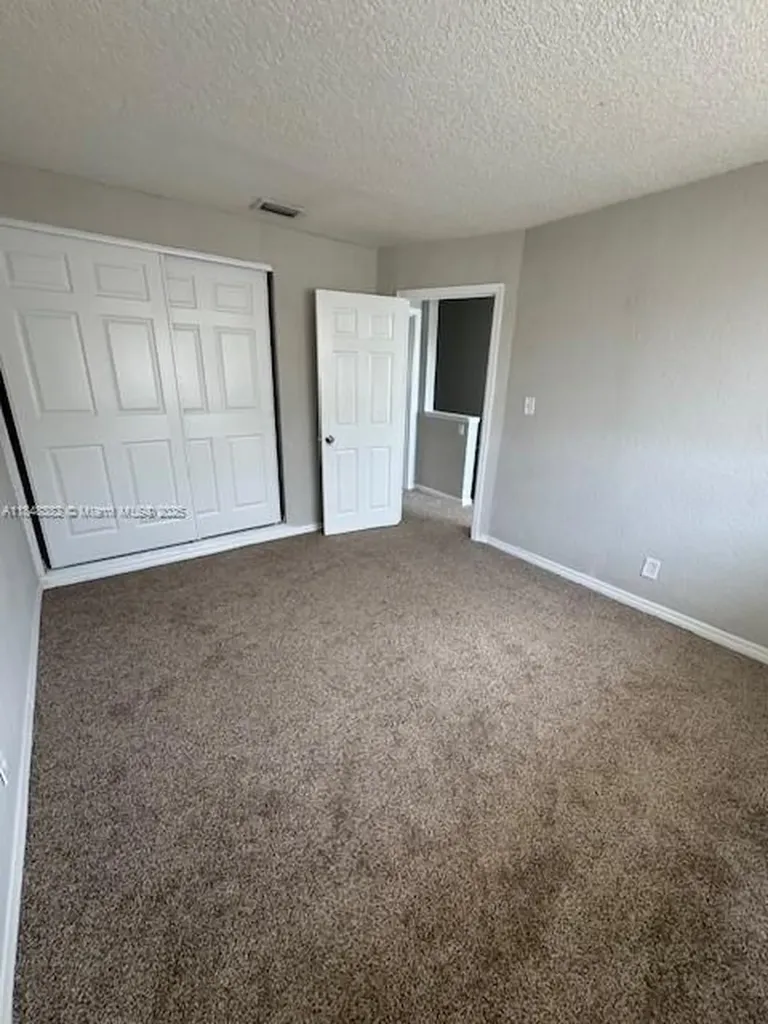 952 NW 24th Avenue Fort Lauderdale FL 33311