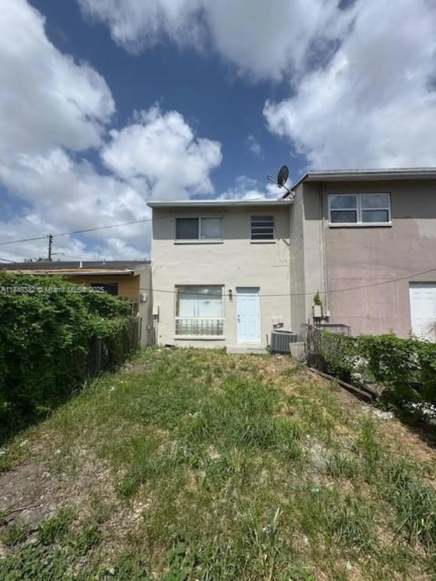 952 NW 24th Avenue Fort Lauderdale FL 33311