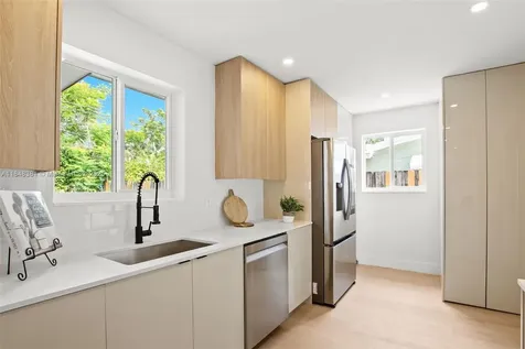 2825 NE 9th Avenue Wilton Manors FL 33334