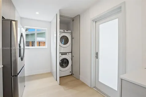2825 NE 9th Avenue Wilton Manors FL 33334