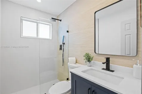2825 NE 9th Avenue Wilton Manors FL 33334