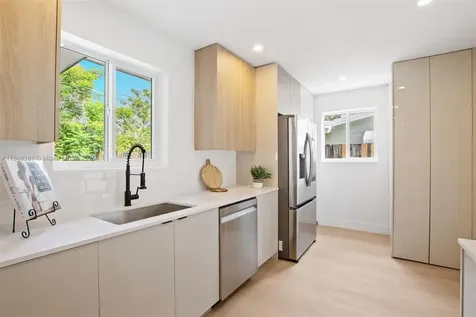 2825 NE 9th Avenue Wilton Manors FL 33334