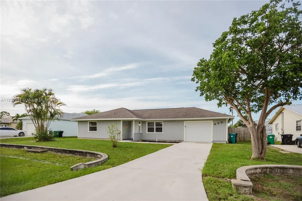 620 SE Picasso Avenue Port St. Lucie FL 34983