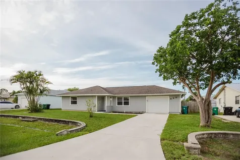 620 SE Picasso Avenue Port St. Lucie FL 34983