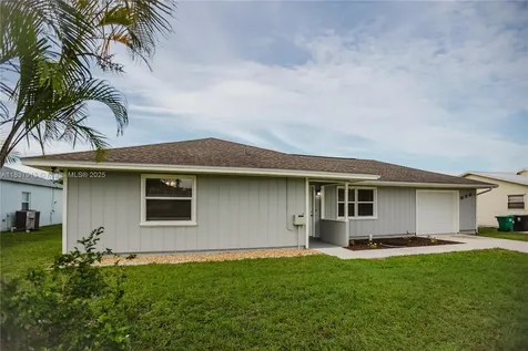 620 SE Picasso Avenue Port St. Lucie FL 34983