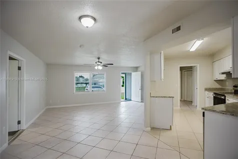 620 SE Picasso Avenue Port St. Lucie FL 34983