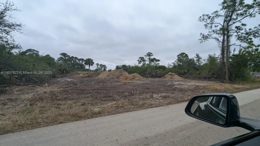 146 Genoa Avenue S Lehigh Acres FL 33974