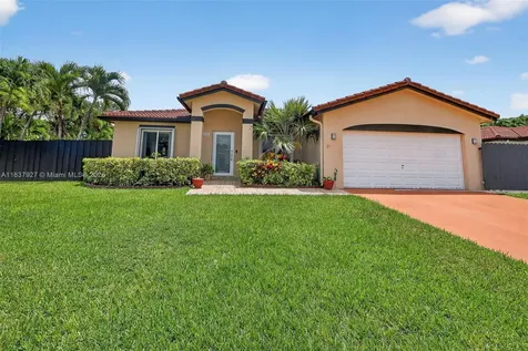 10202 SW 191st Street Cutler Bay FL 33157