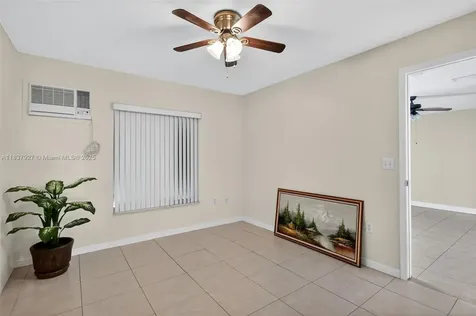 10202 SW 191st Street Cutler Bay FL 33157