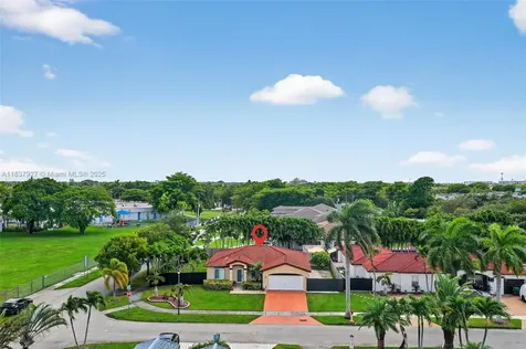 10202 SW 191st Street Cutler Bay FL 33157